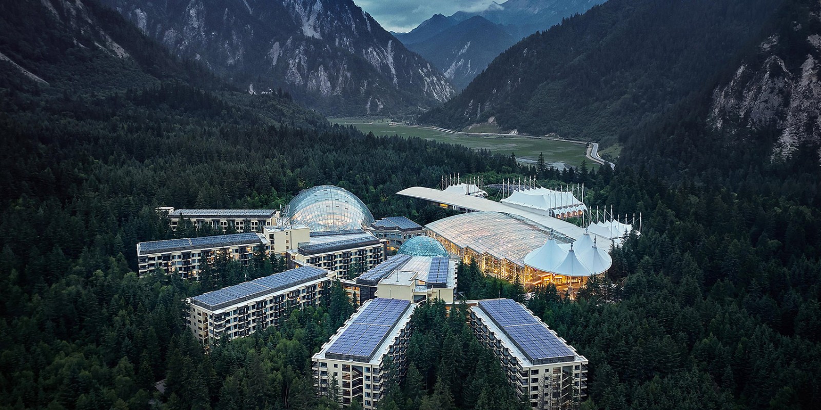 四川九寨溝·九寨天堂洲際大飯店設計 四川九寨溝·九寨天堂洲際大飯店設計