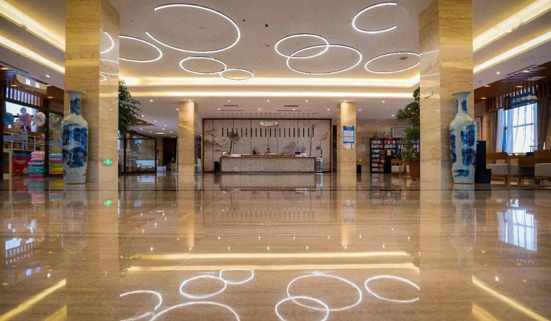 引領行業新潮流：溫泉酒店的5個設計趨勢