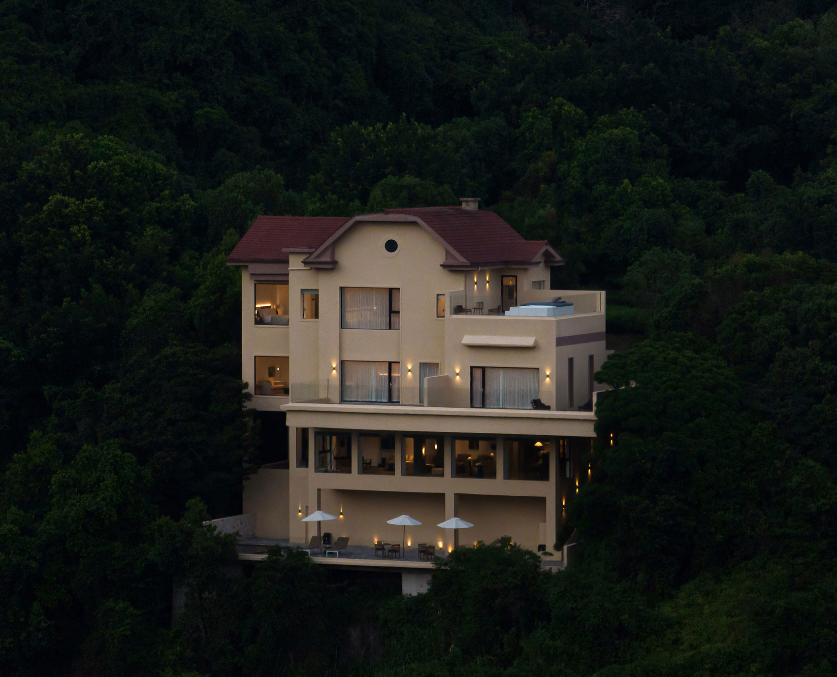 深圳·“蜜悅·天麓秘野仙蹤”度假酒店設計